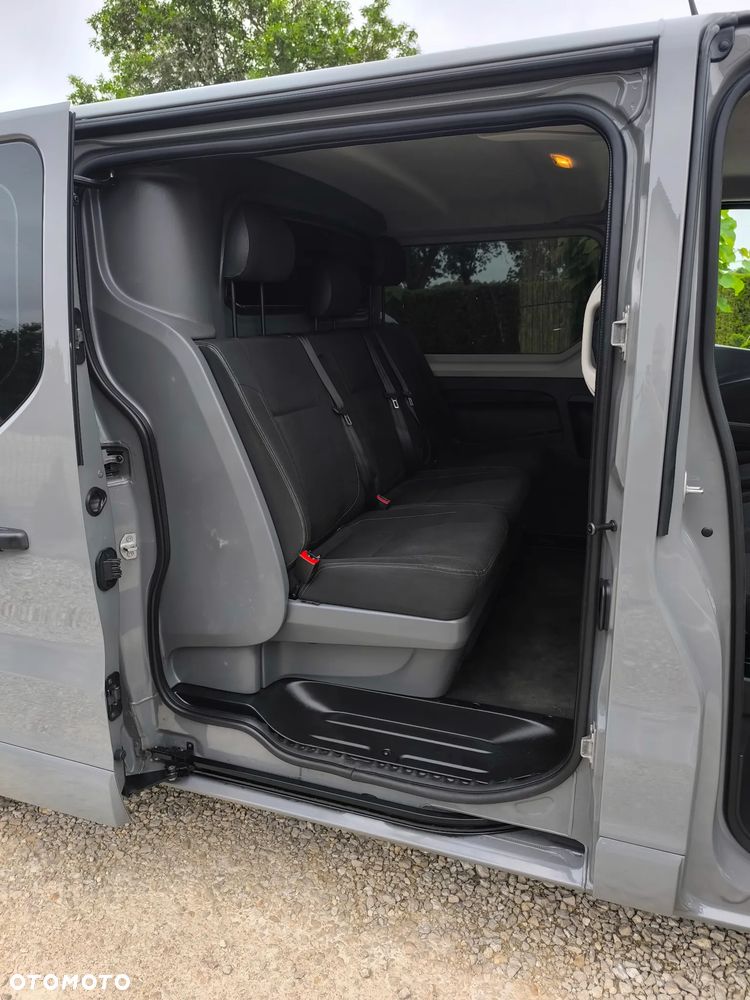 Opel Vivaro - 8