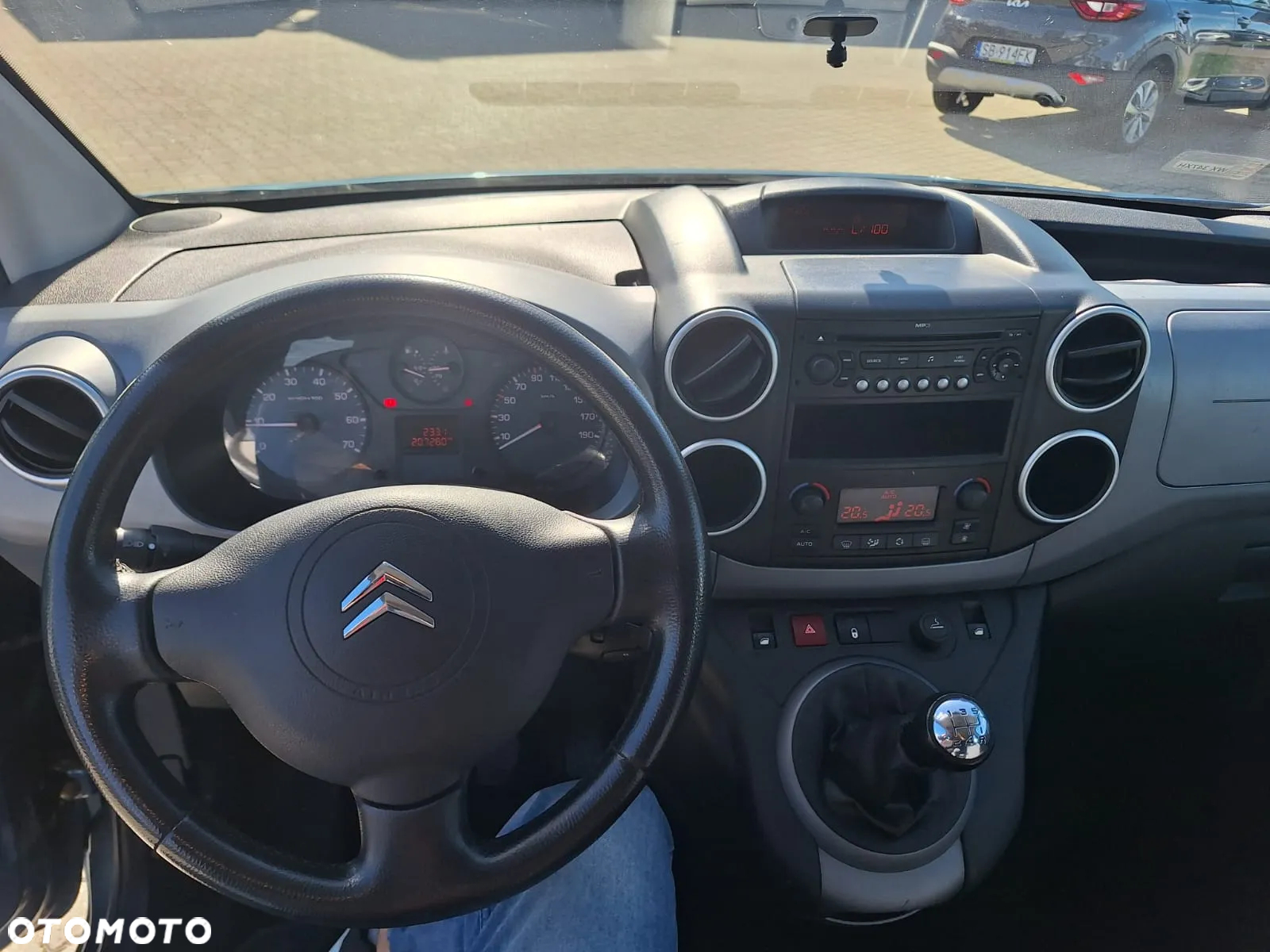 Citroën Berlingo II 1.6i Pakiet Plus - 12