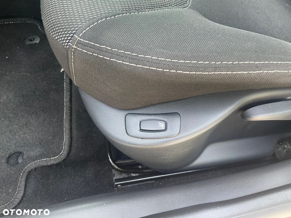 Renault Clio 1.2 TCe Limited EDC - 13
