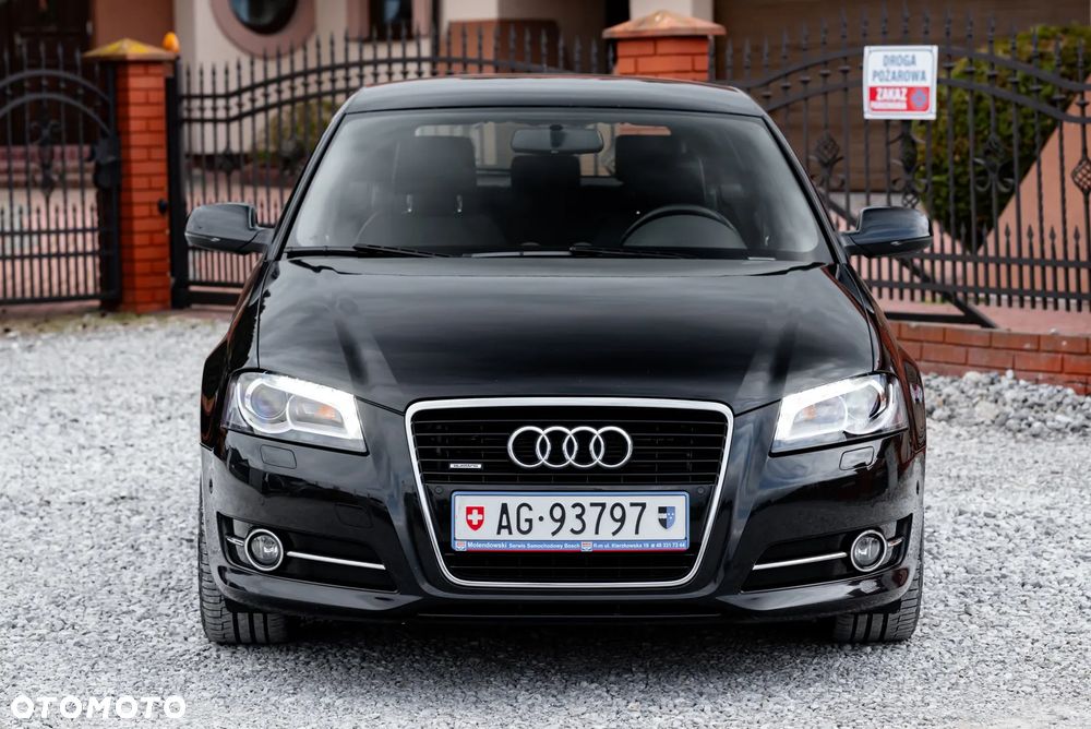 Audi A3 Sportback 2.0 TFSI quattro S tronic S line Sportpaket - 5