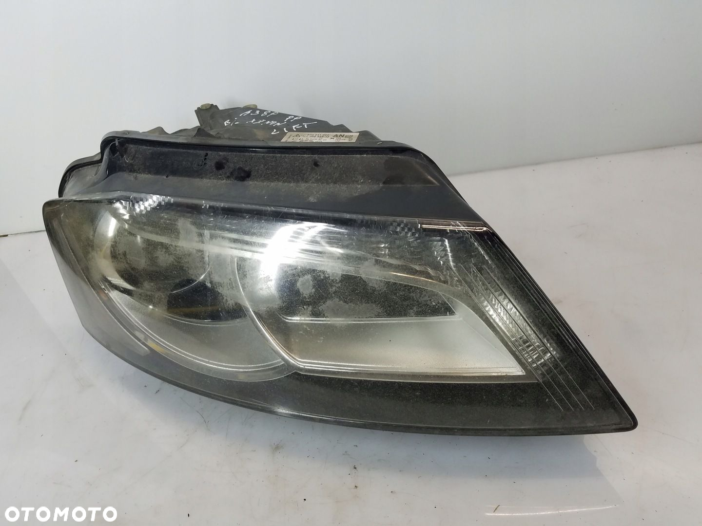LAMPA PRZÓD AUDI A3 8P LIFT BI XENON - 2