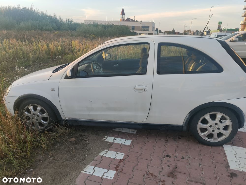 Opel Corsa - 3