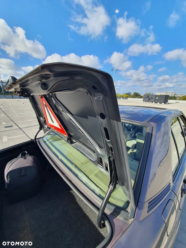 Mercedes-Benz W201 (190) - 28