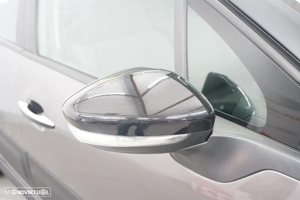 Citroën C3 1.2 PureTech Shine - 10