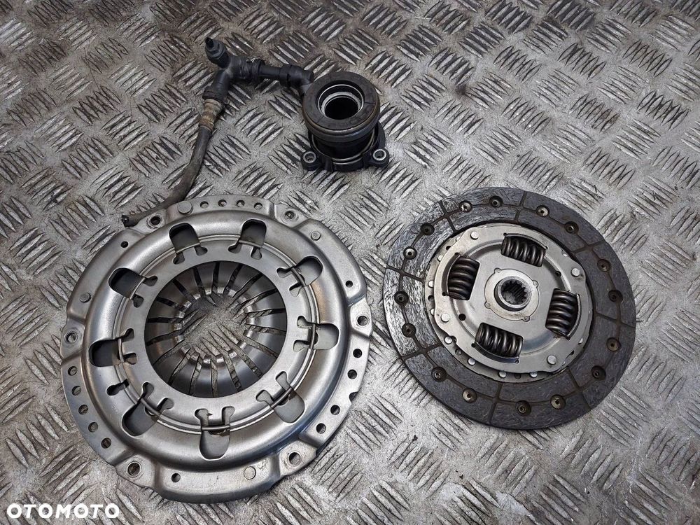 SPRZĘGŁO TARCZA + DOCISK + ŁOŻYSKO OPOROWE OPEL VECTRA C 1.8 16V - 1