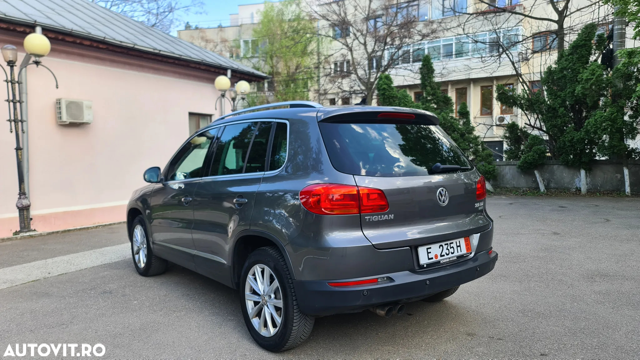 Volkswagen Tiguan 2.0 TDI CR DPF 4Motion DSG Sport&Style - 4