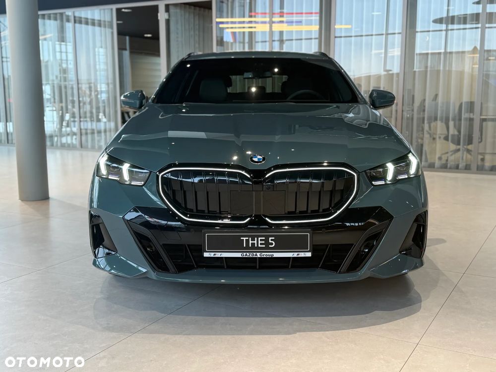 BMW Seria 5 520d xDrive mHEV - 4