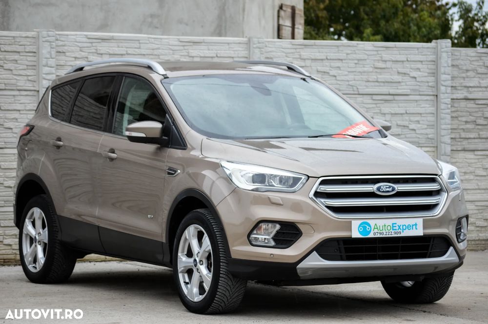 Ford Kuga 1.5 EcoBoost 4x4 Aut. Trend - 2