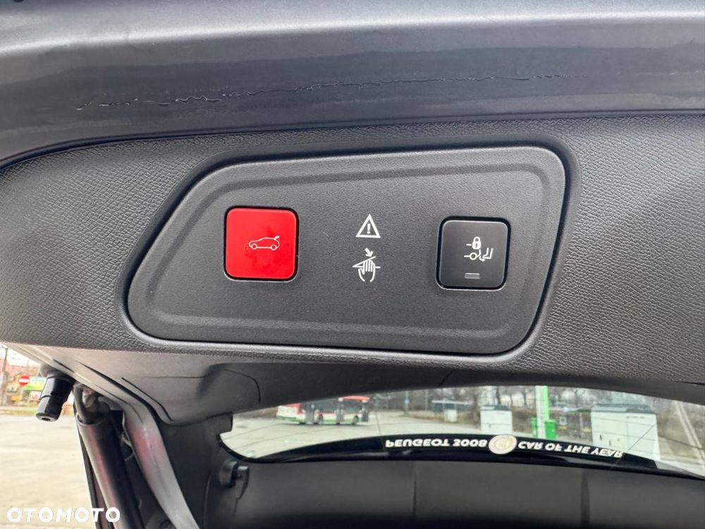 Peugeot 3008 2.0 BlueHDi GT S&S EAT8 - 24