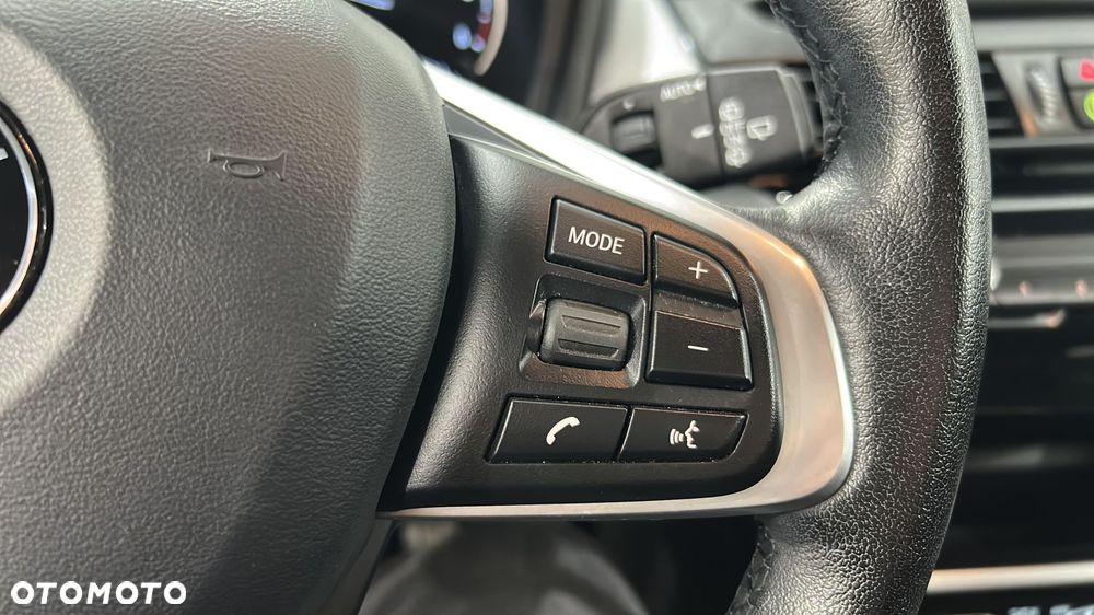 BMW Seria 2 218d Advantage - 24