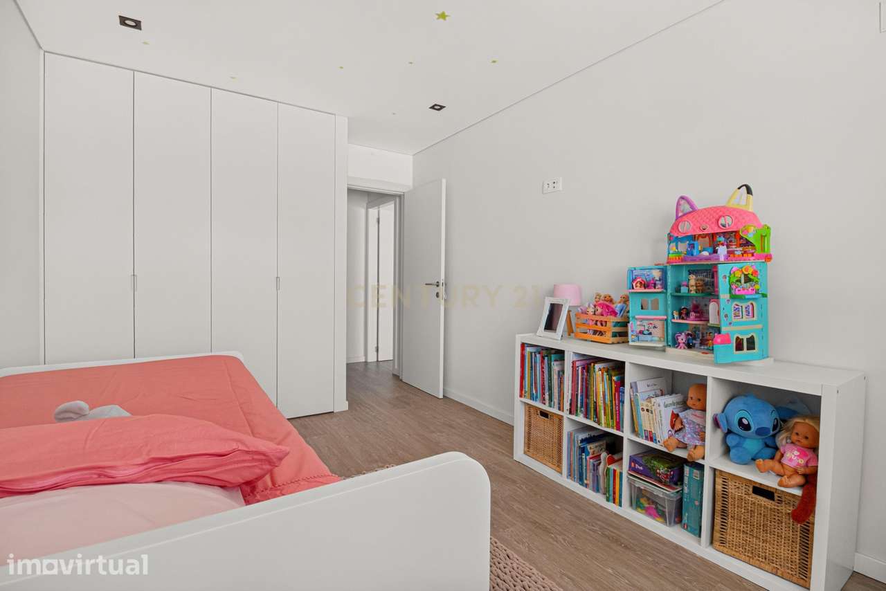 Apartamento Renovado com Vista Panorâmica em Braga - Grande imagem: 4/31