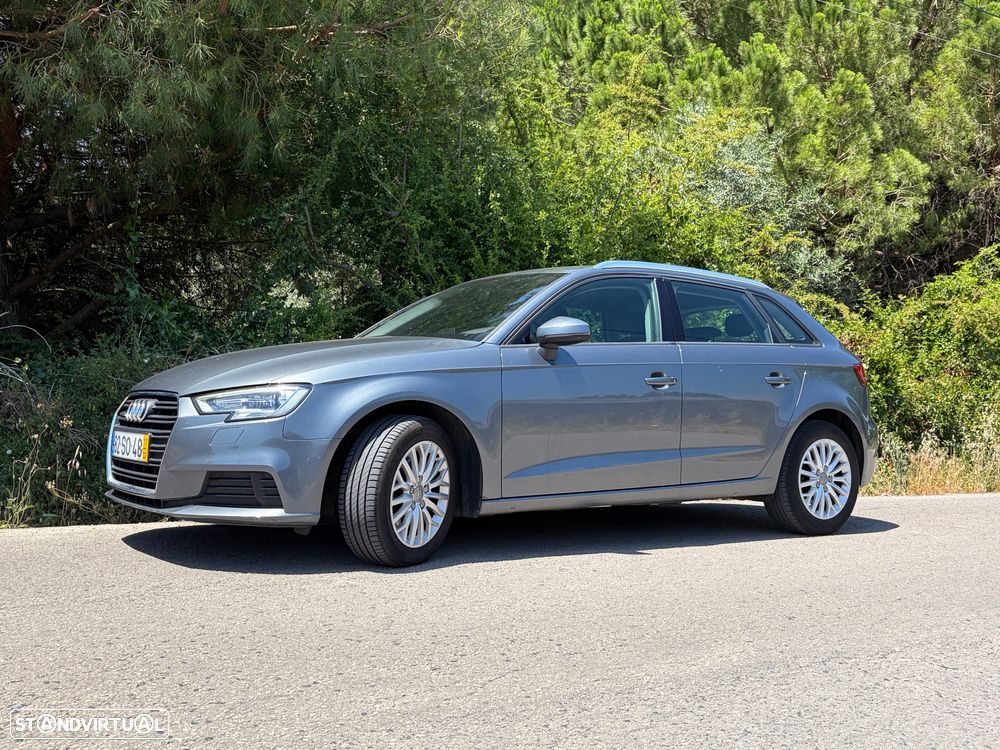 Audi A3 Sportback 1.6 TDI Design - 1