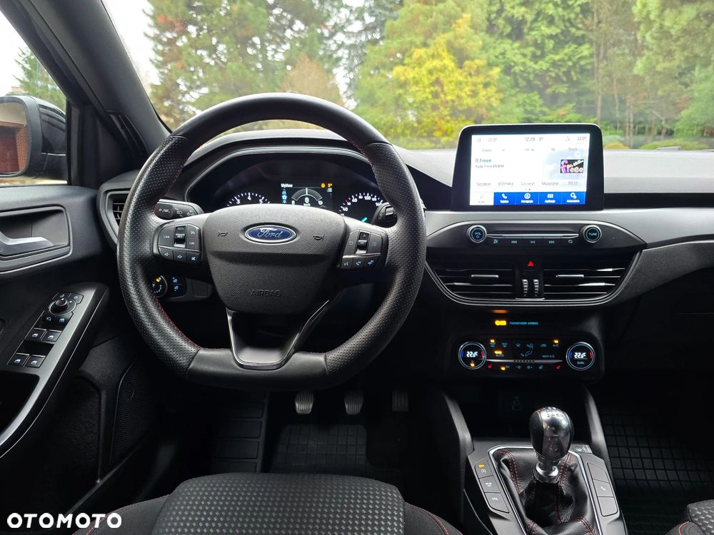 Ford Focus 1.0 EcoBoost mHEV ST-Line Style - 18