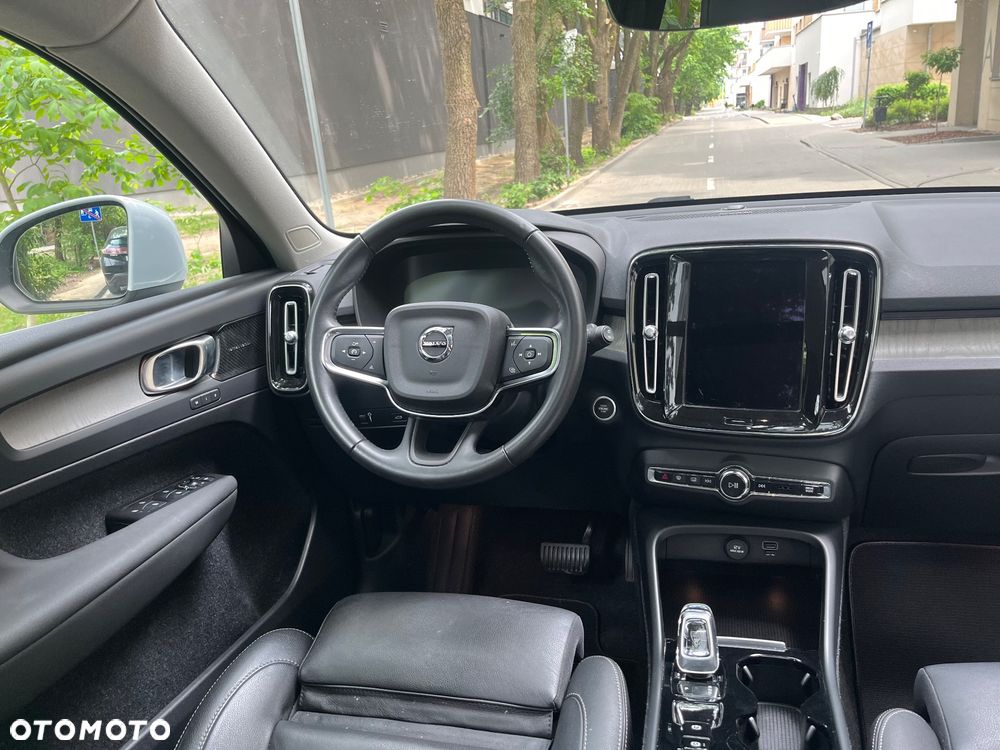 Volvo XC 40 B4 B AWD Geartronic Inscription - 10