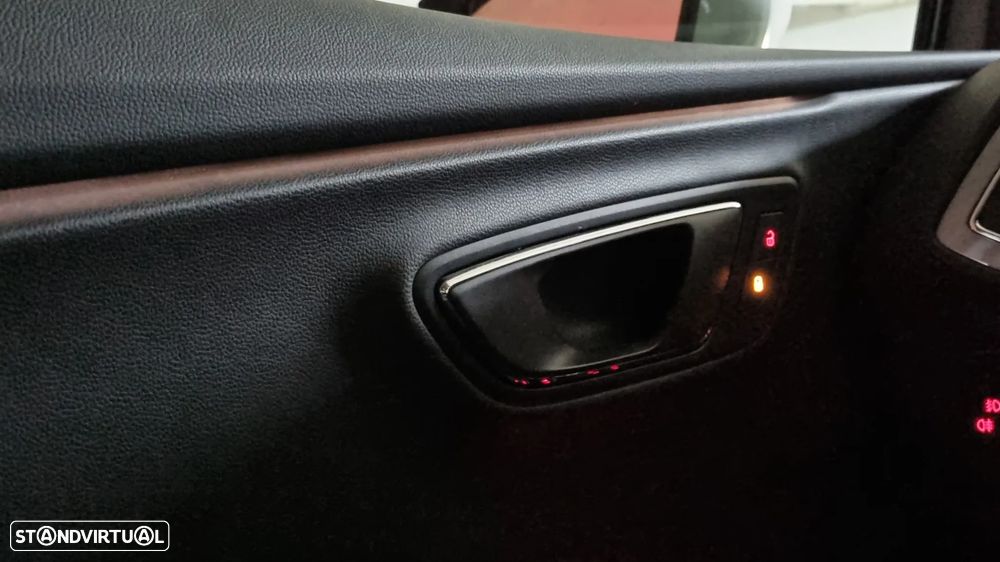 SEAT Leon ST 2.0 TDI FR S/S - 6