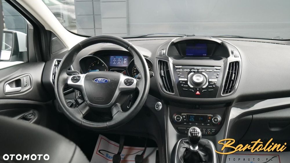 Ford Kuga - 10