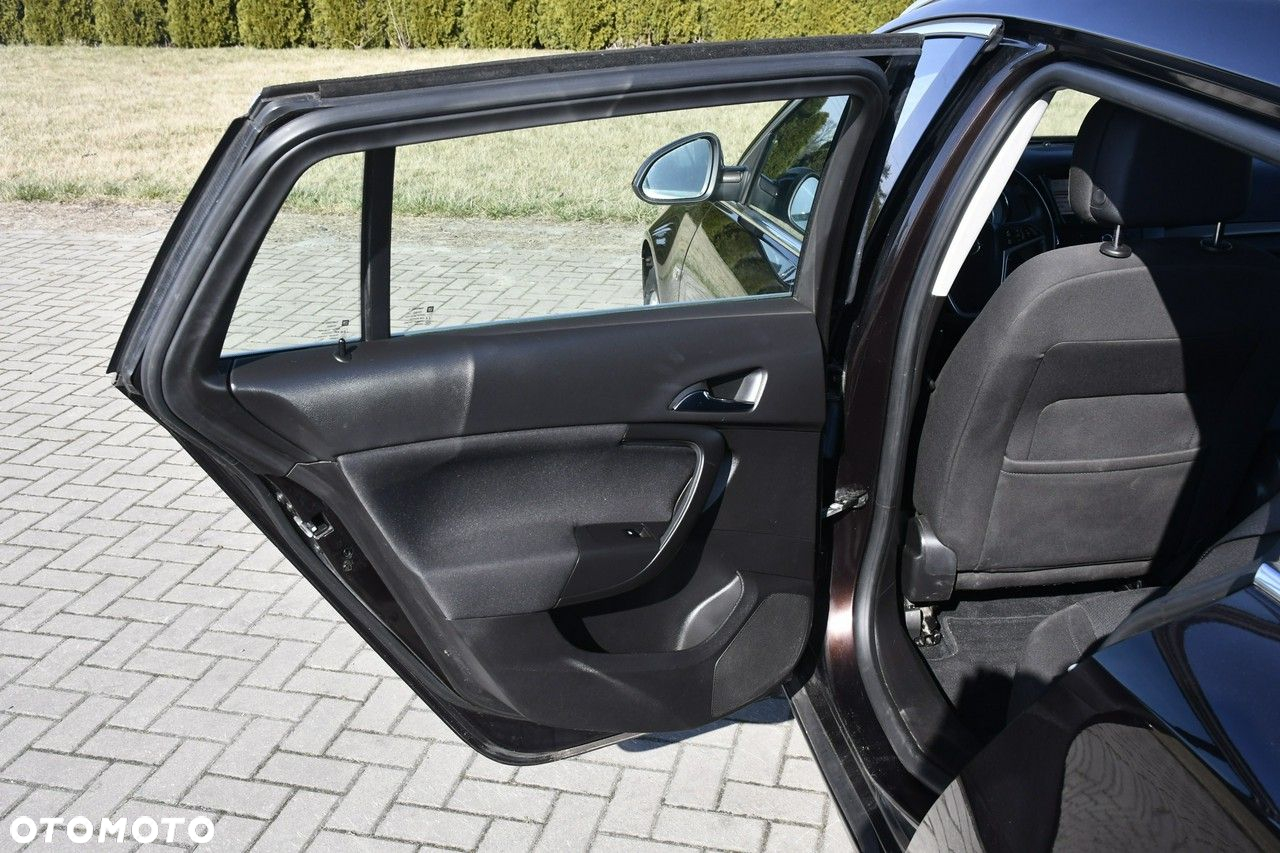 Opel Insignia - 14