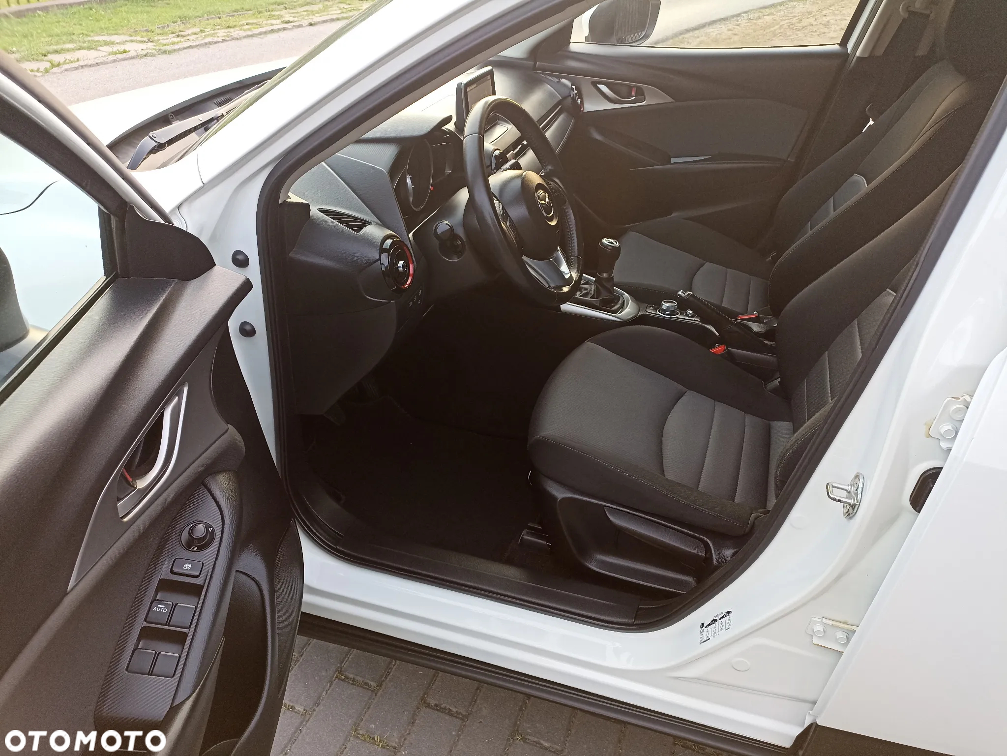Mazda CX-3 SKYACTIV-D 105 FWD Exclusive-Line - 25