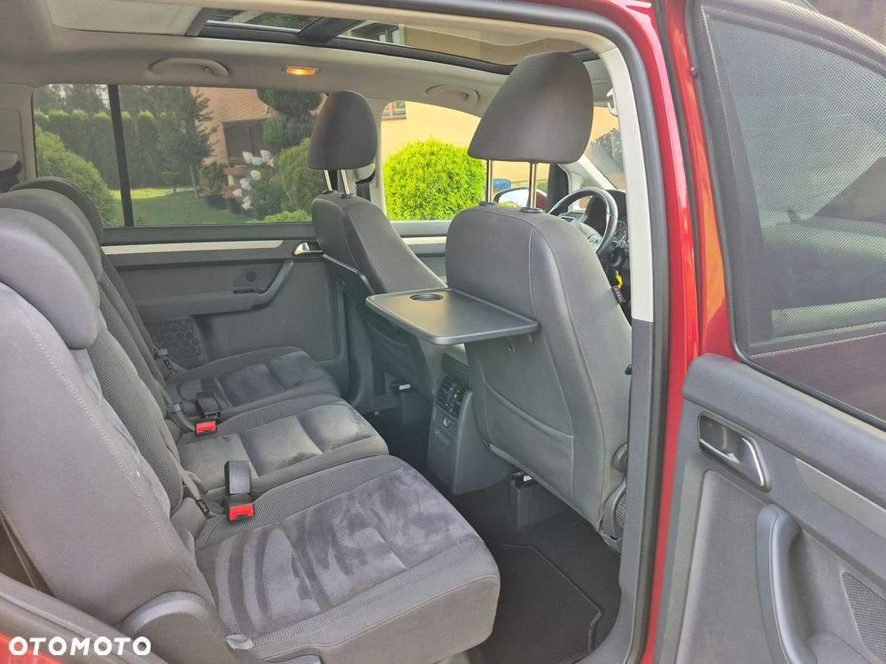 Volkswagen Touran 1.4 TSI United - 13