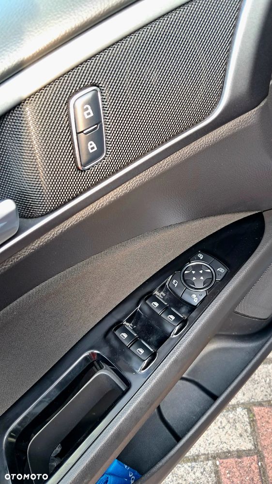 Ford Mondeo Turnier 1.5 TDCi ECOnetic Start-Stopp Titanium - 17