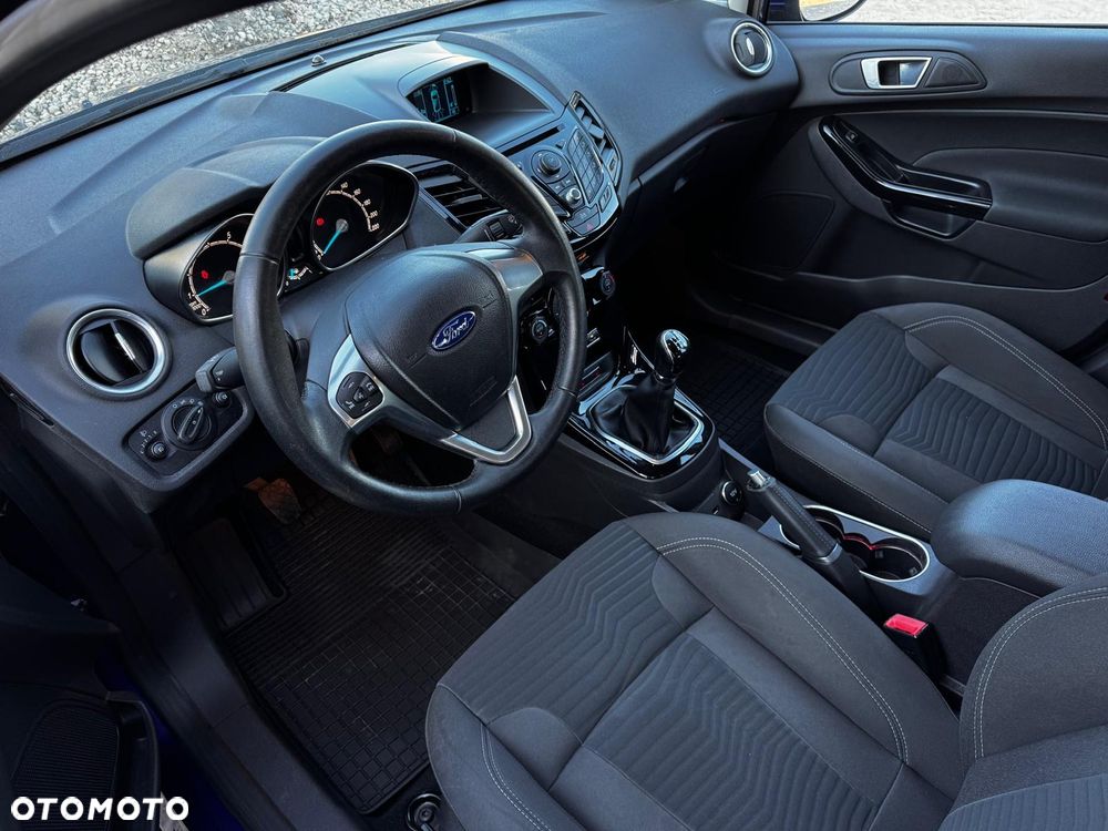 Ford Fiesta 1.0 EcoBoost Titanium - 25