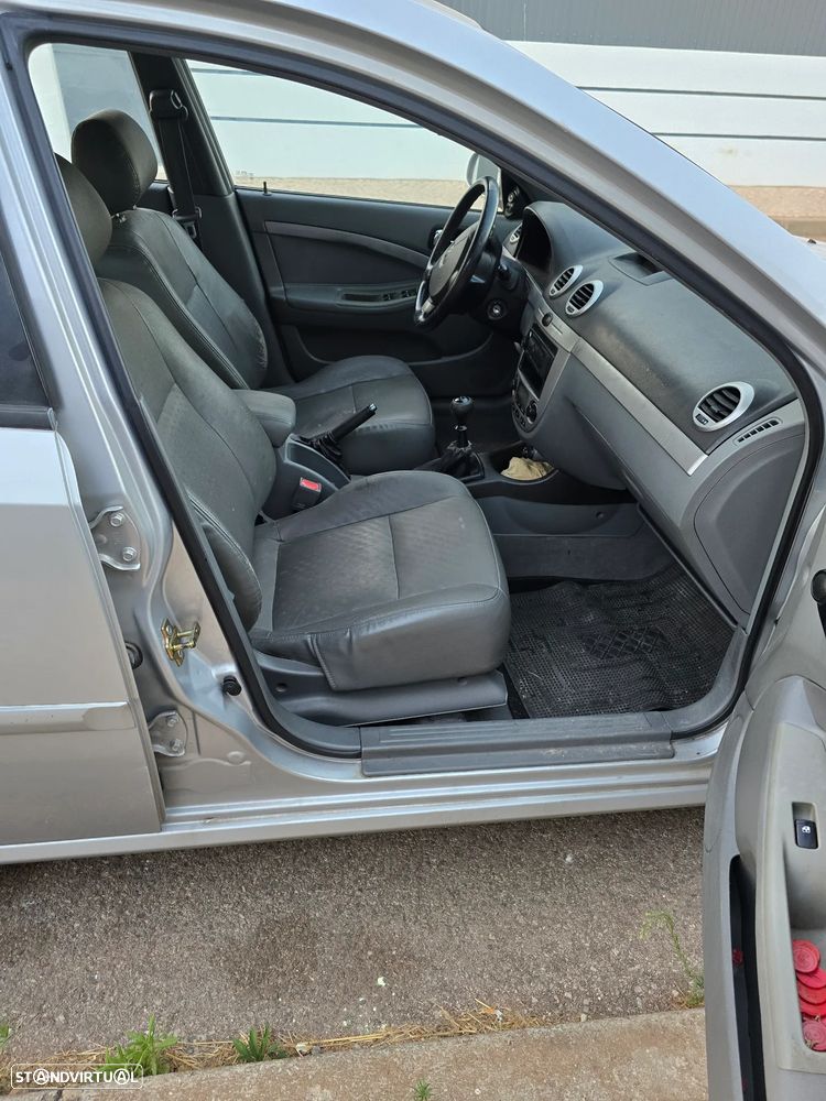 Chevrolet Nubira SW 1.6 CDX - 4