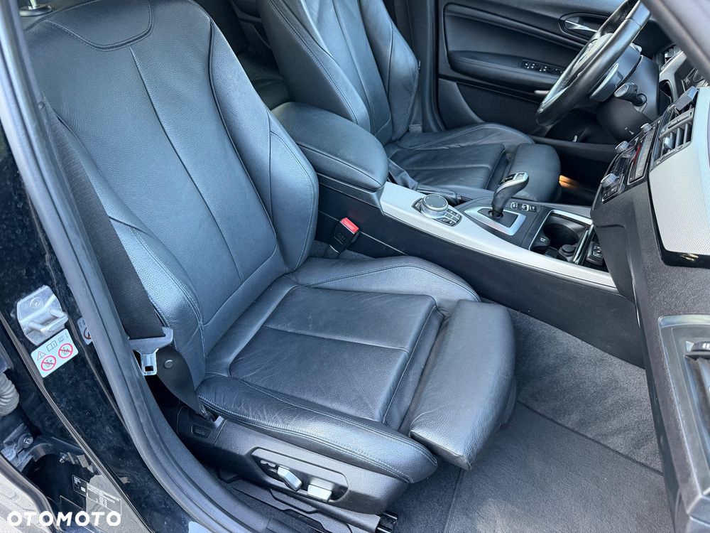 BMW Seria 1 120i M Sport - 27