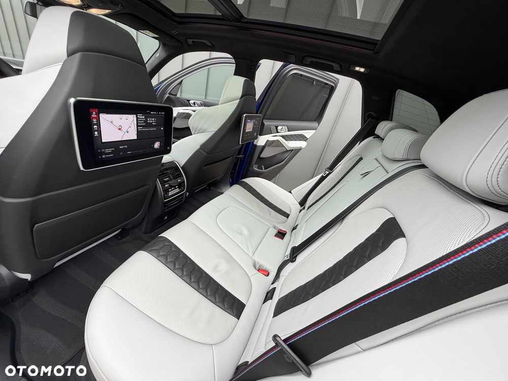 BMW X5 M Competition - 14