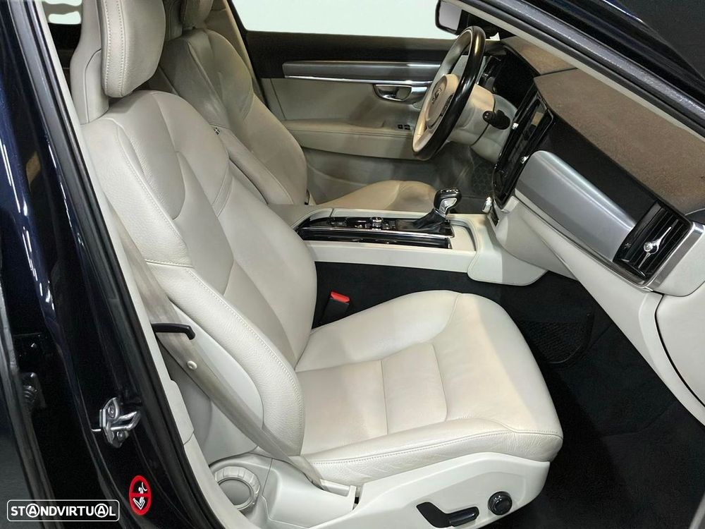 Volvo V90 2.0 D4 Momentum Plus Geartronic - 17
