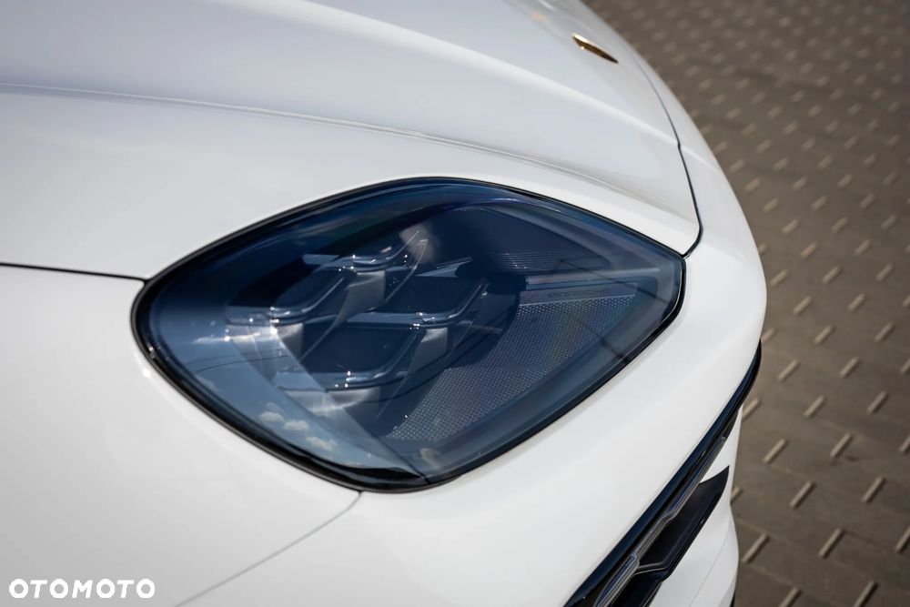 Porsche Cayenne - 10