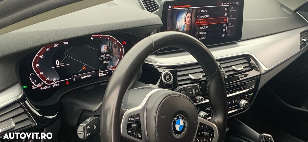 BMW Seria 5 518d Aut. Luxury Line - 14