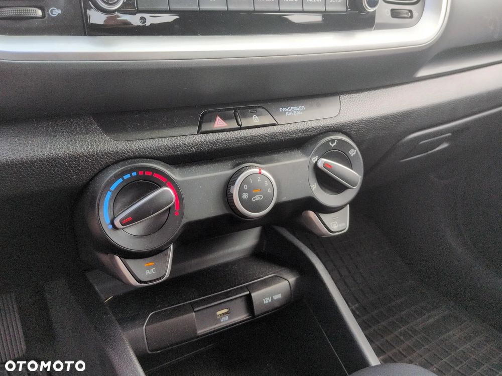 Kia Stonic 1.0 T-GDI M DCT - 12