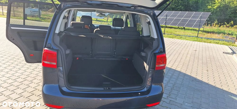 Volkswagen Touran 2.0 TDI DPF Comfortline - 5