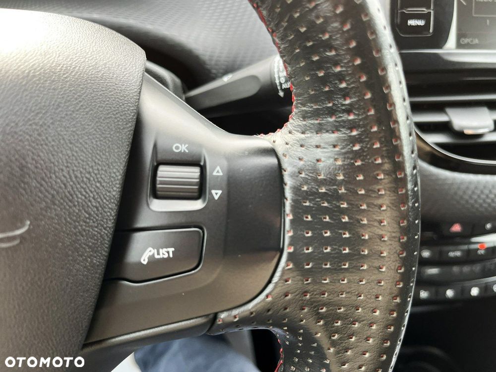 Peugeot 2008 - 22