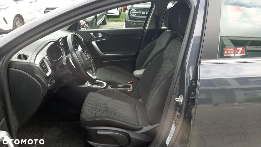 Kia Ceed 1.6 CRDi SCR M DCT - 10