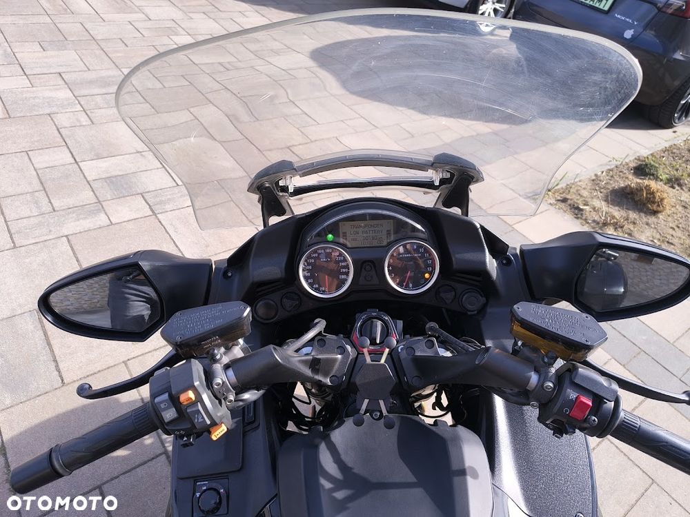 Kawasaki GTR - 3