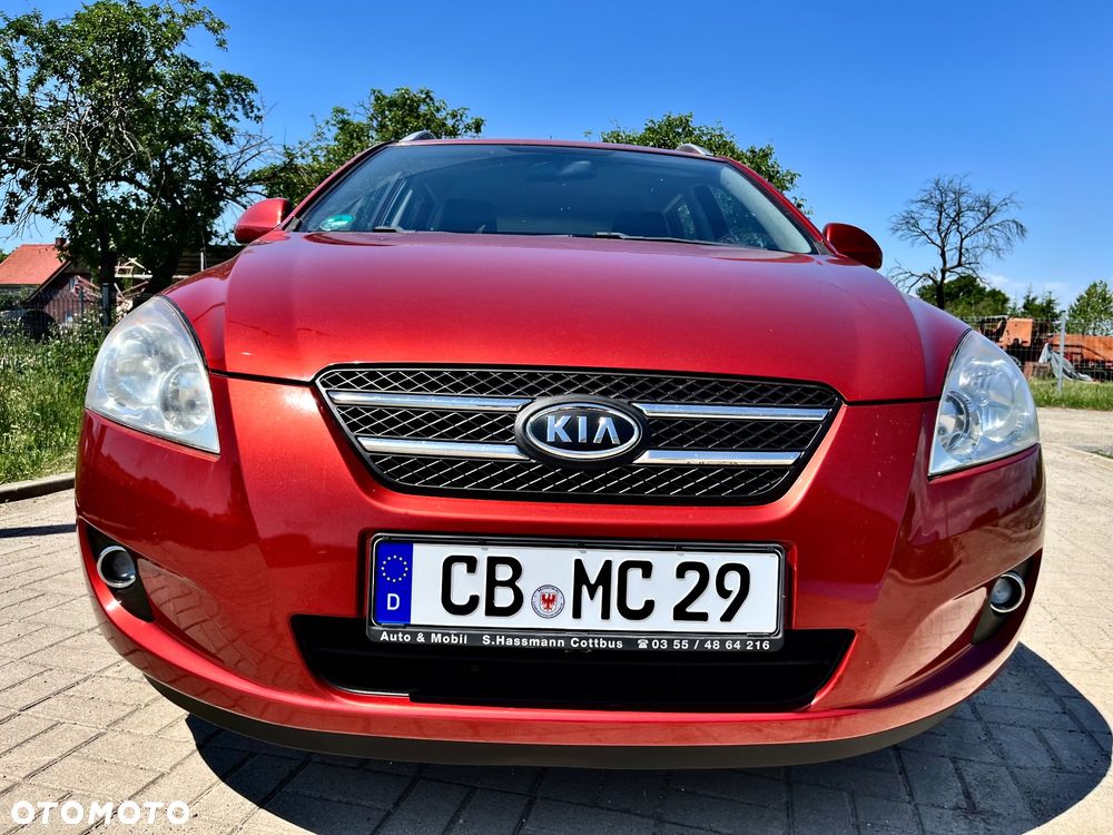 Kia Ceed 1.4 CVVT LX Basis - 2