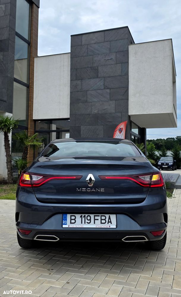 Renault Megane TCe 140 GPF Equilibre - 11