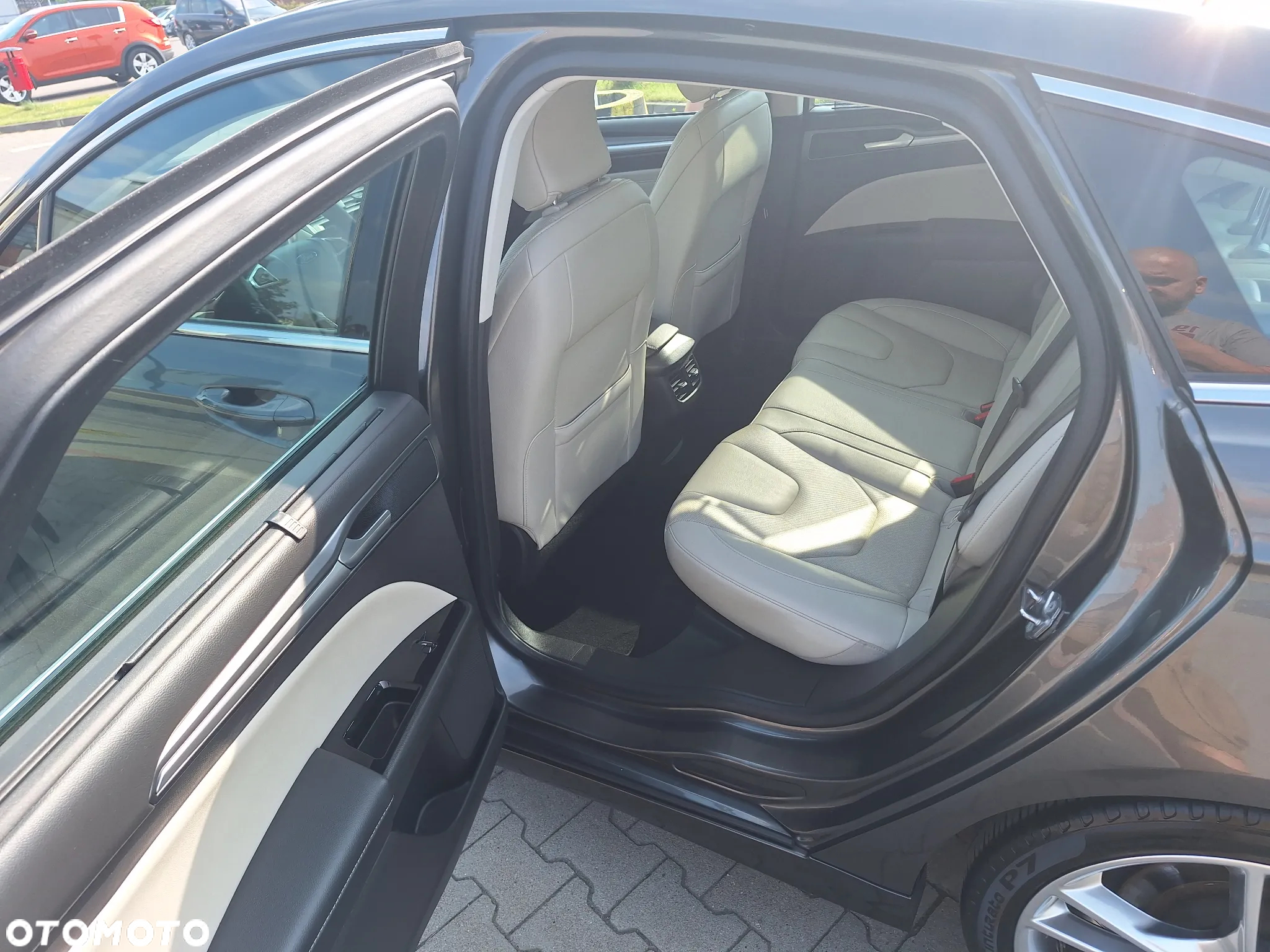 Ford Mondeo 2.0 TDCi Bi-Turbo PowerShift-Aut Titanium - 3