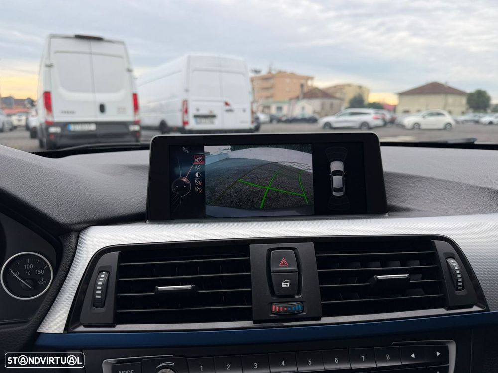 BMW 320 d Auto Pack M - 38