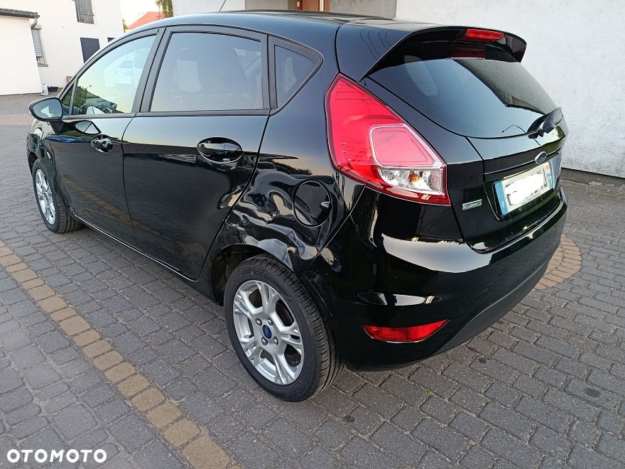 Ford Fiesta - 8