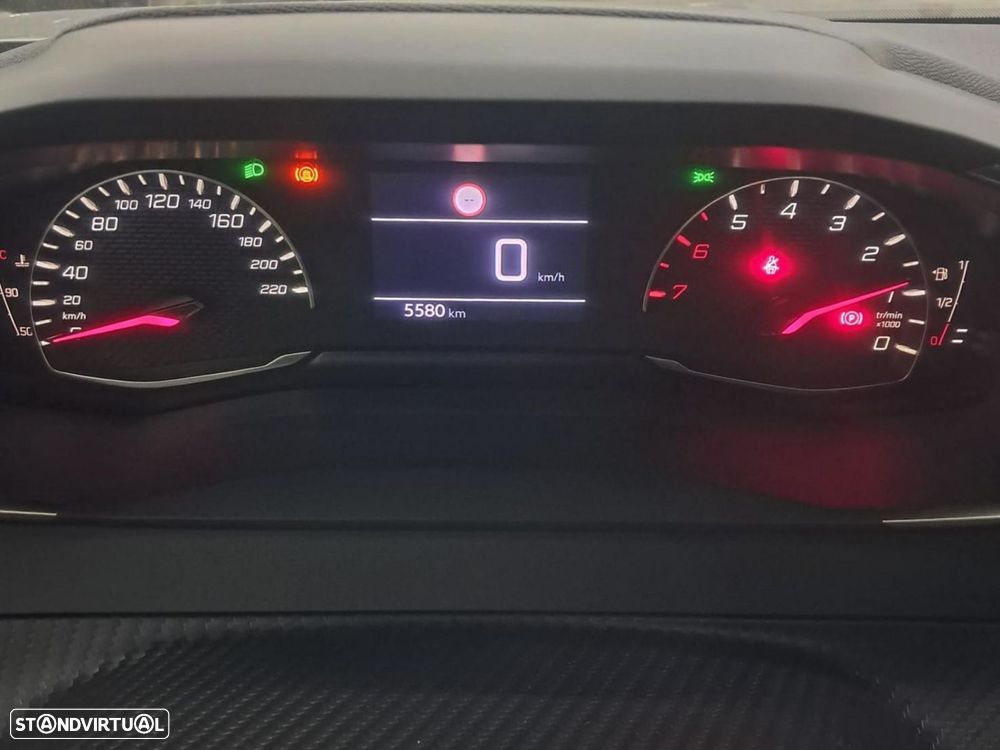 Peugeot 2008 1.2 Style — fotografia 18