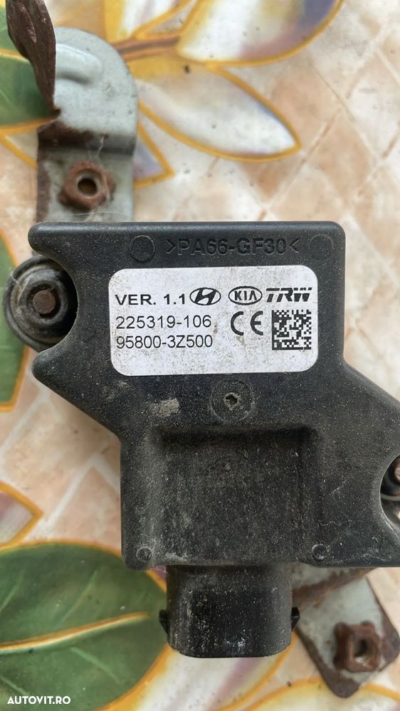 Modul senzori presiune roti Hyundai I40 958003z500 95800-3z500 - 2