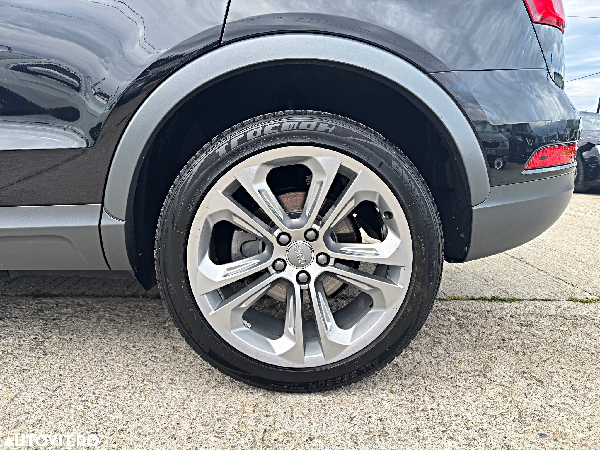 Audi Q3 2.0 TDI Quattro S tronic sport - 24