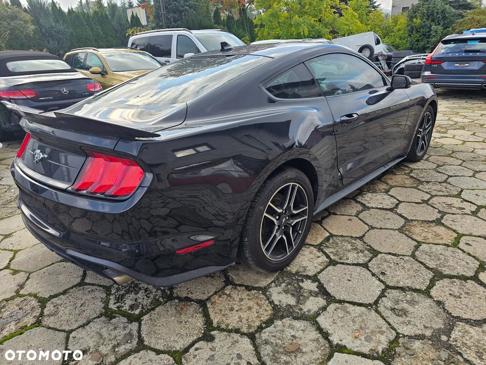 Ford Mustang 2.3 Eco Boost - 5