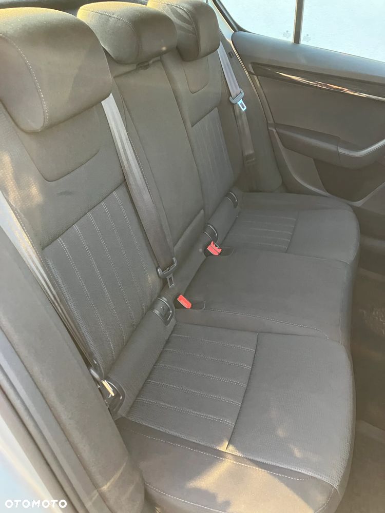 Skoda Octavia 2.0 TSI Style DSG - 14