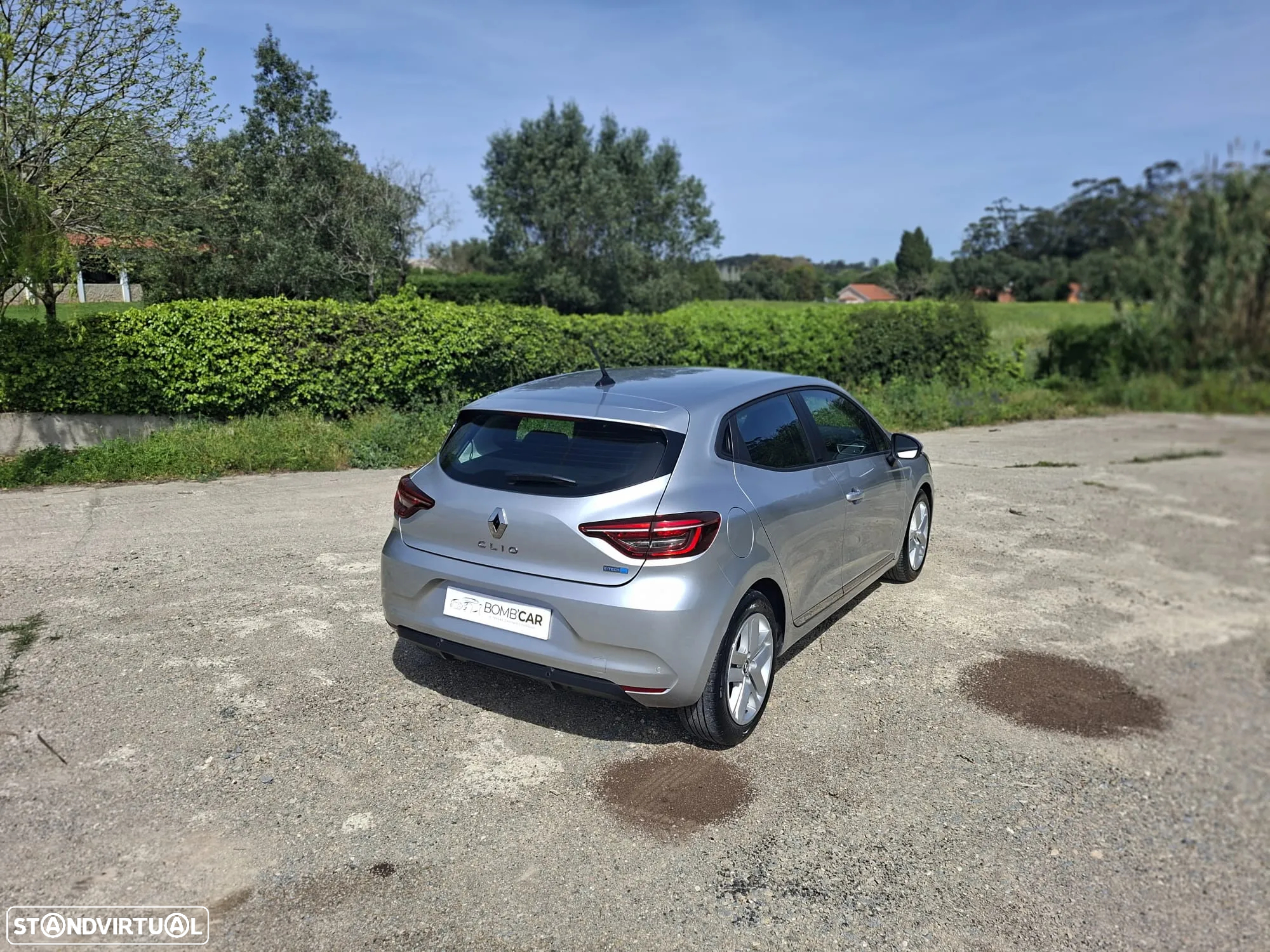 Renault Clio 1.6 E-Tech Edition One - 32