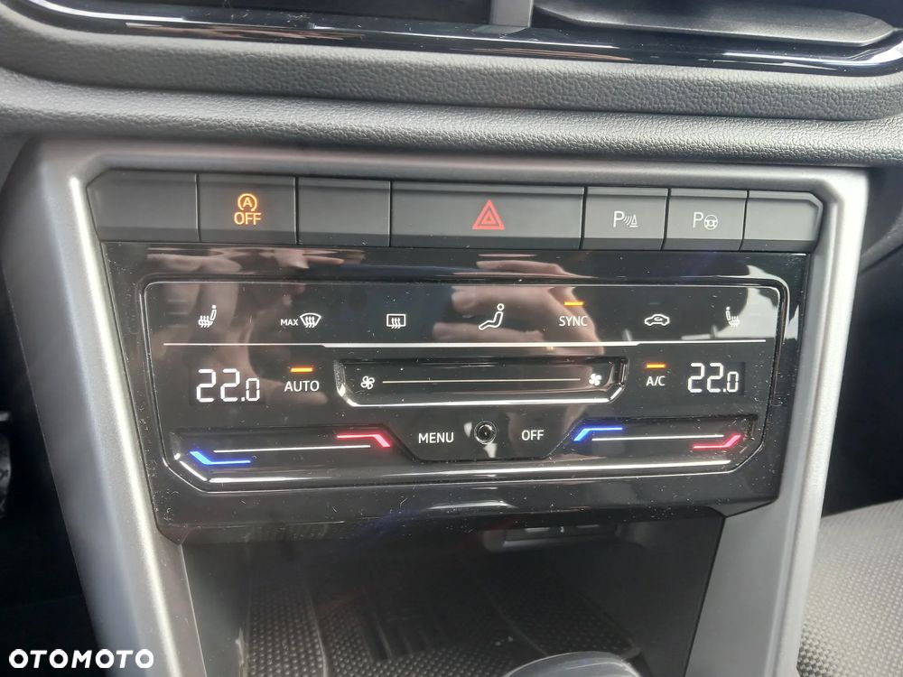 Volkswagen T-Roc 1.5 TSI Life Plus DSG - 17