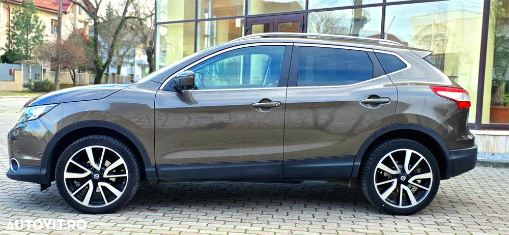 Nissan Qashqai 1.6 DCI Start/Stop 4X4-i Tekna - 2