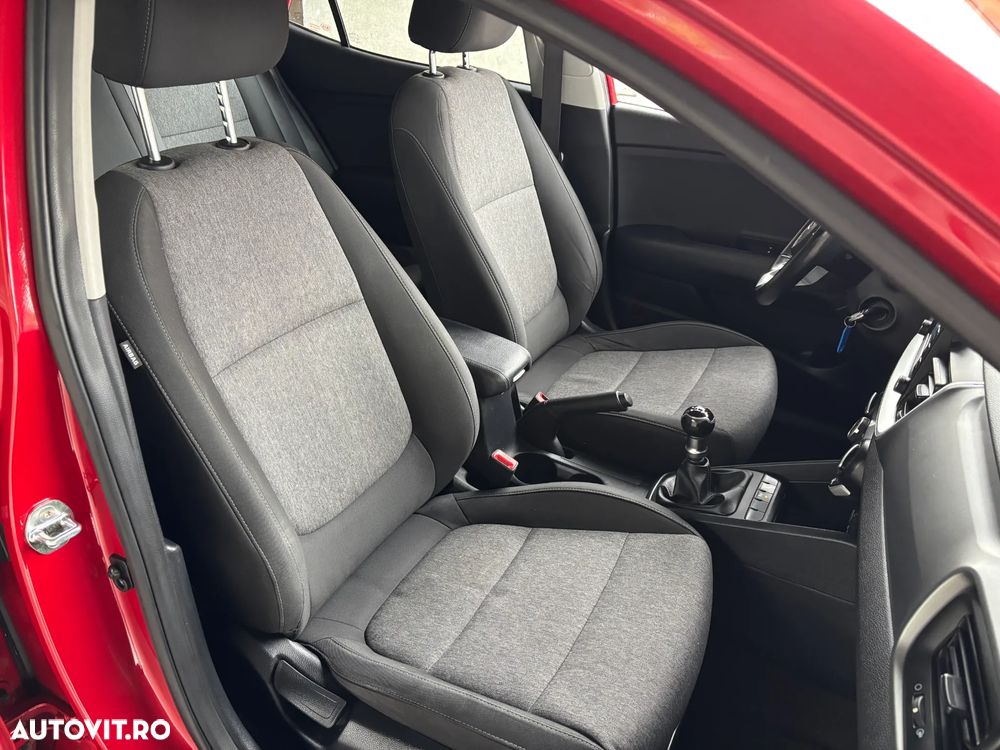 Kia Stonic 1.2 MPI 5MT Trend - 32